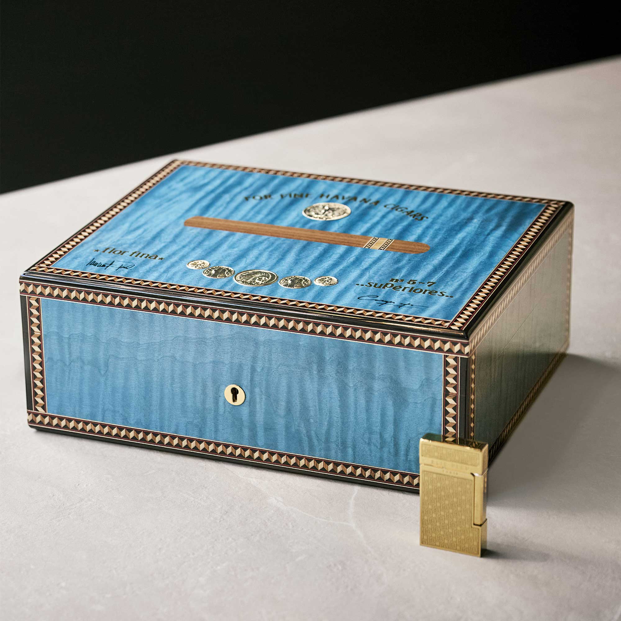 elie-bleu-medal-humidor-75-zigarren-holz image 6