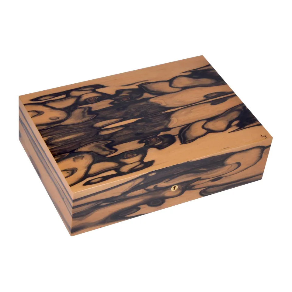 elie-bleu-royal-ebony-humidor-f-r-110-zigarren-laos image 1