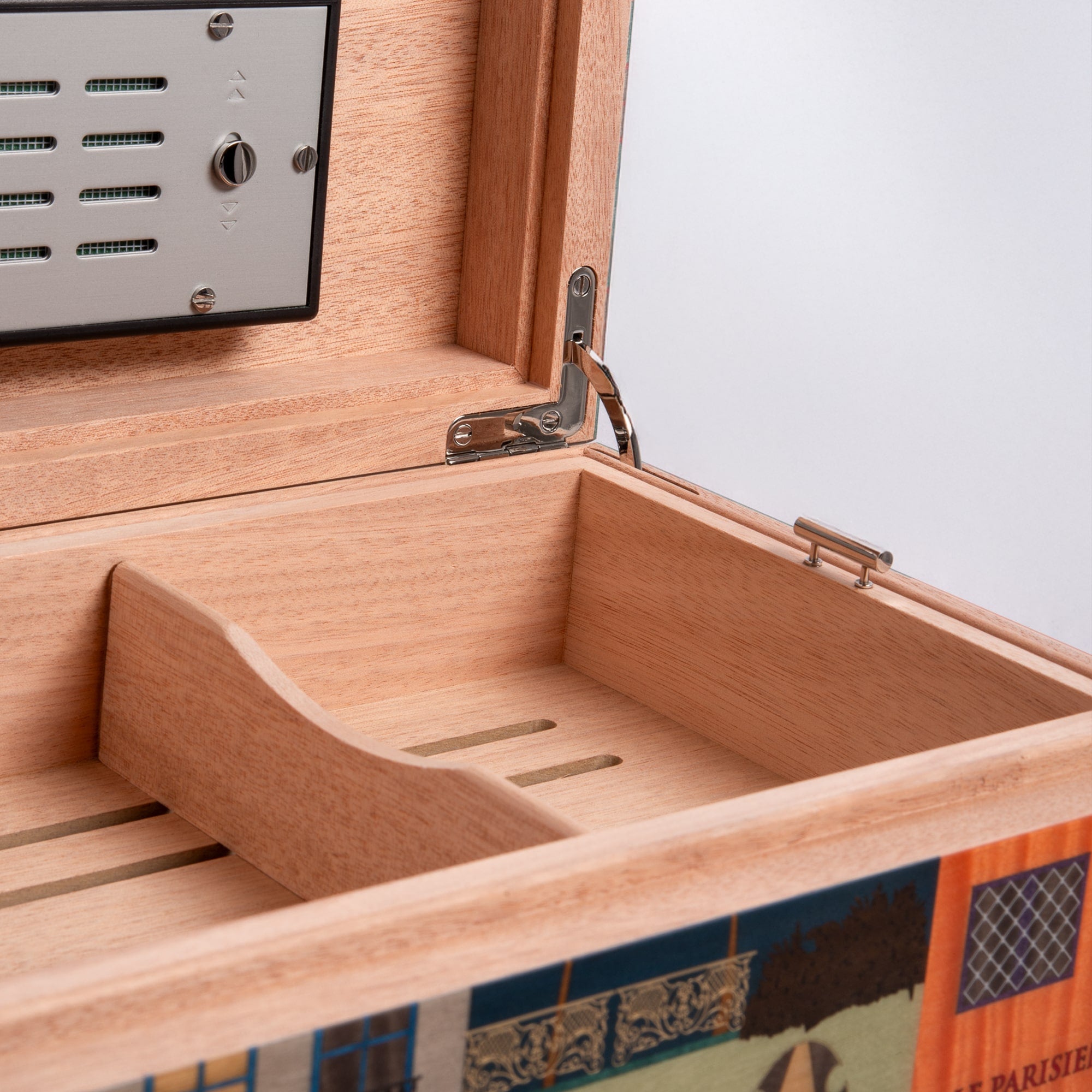 elie-bleu-casa-cubana-humidor-75-zigarren-le-parisien image 5