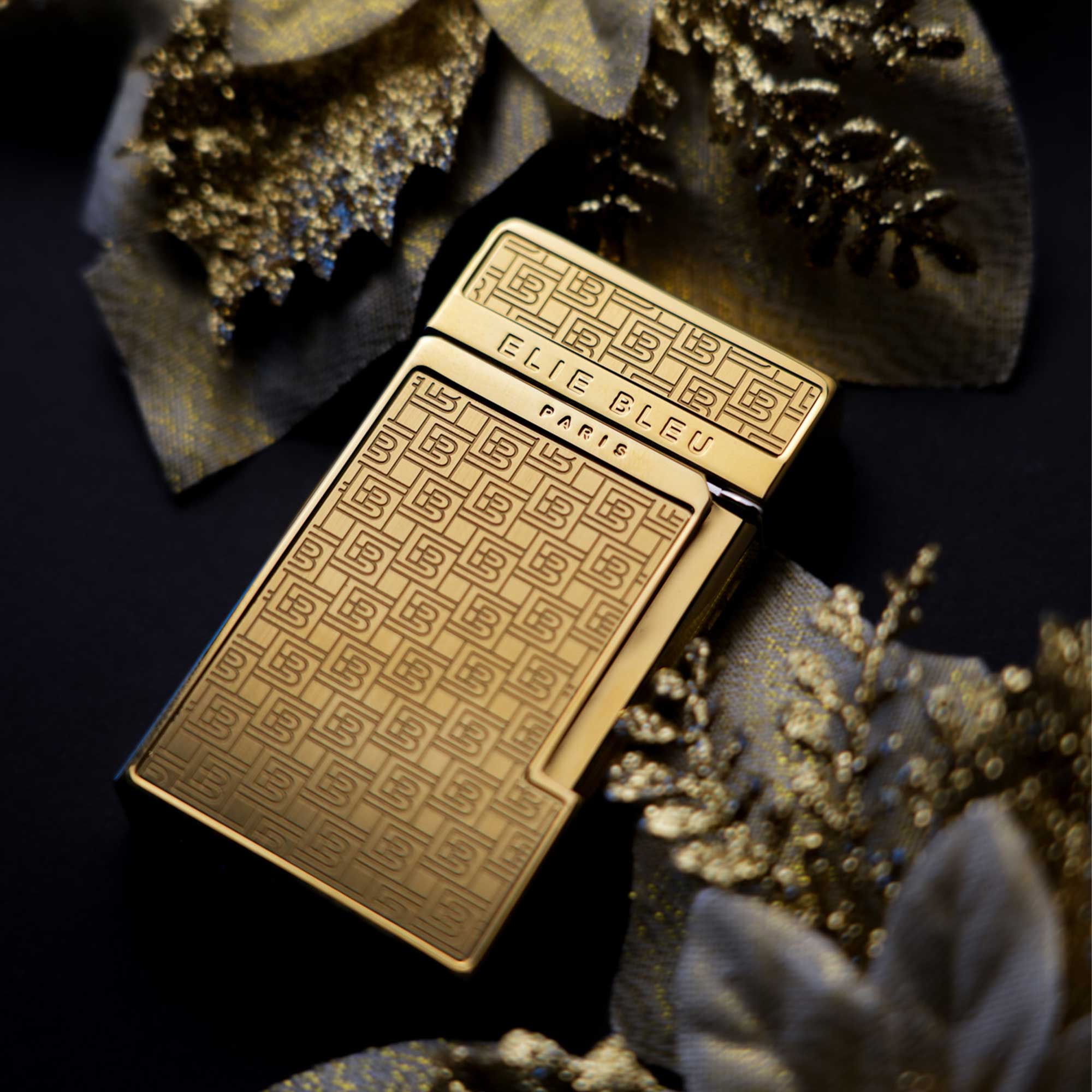 elie-bleu-diamond-jetflame-zigarrenfeuerzeug-gold-monogramm image 2