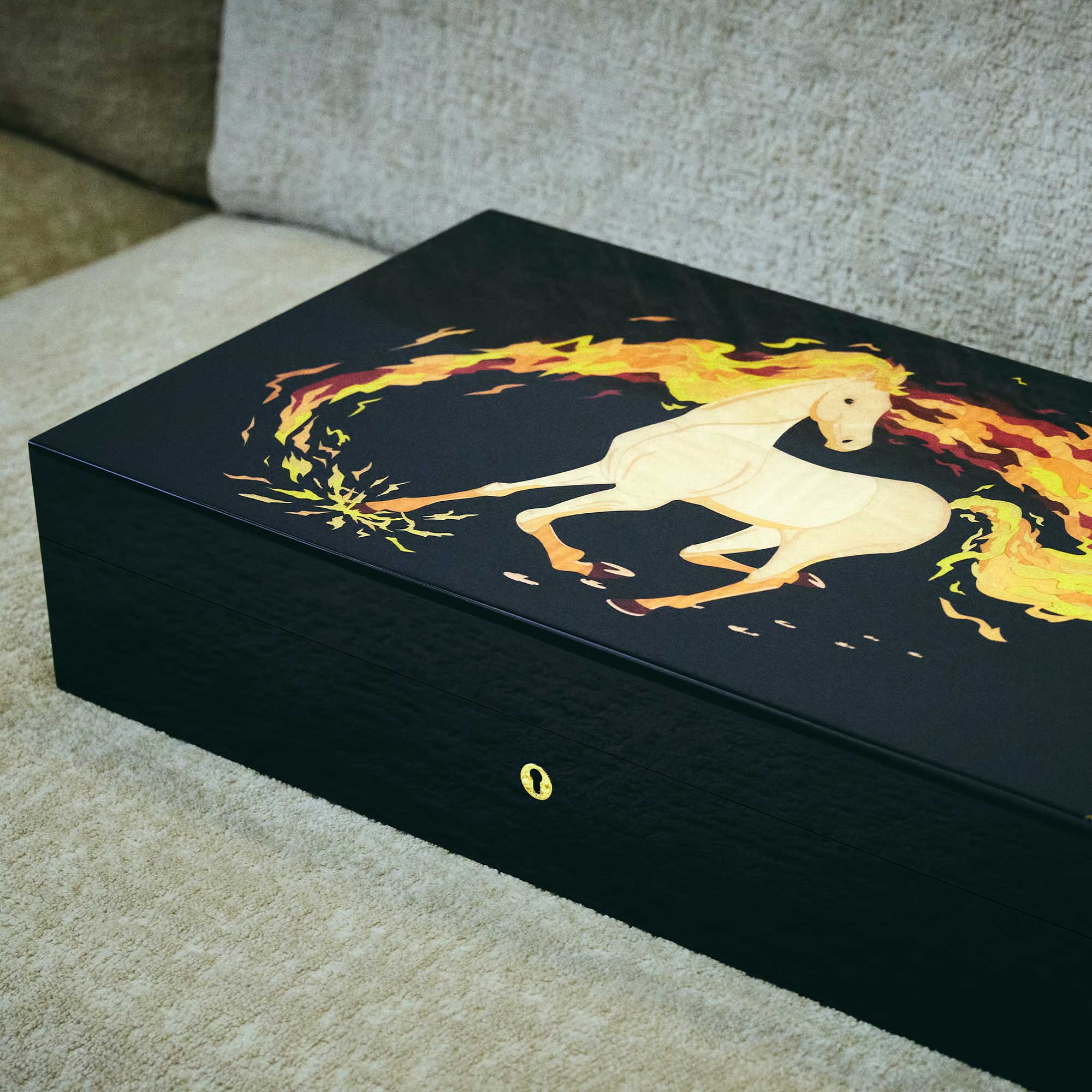 elie-bleu-fire-horse-humidor-f-r-110-zigarren-sycomore image 5