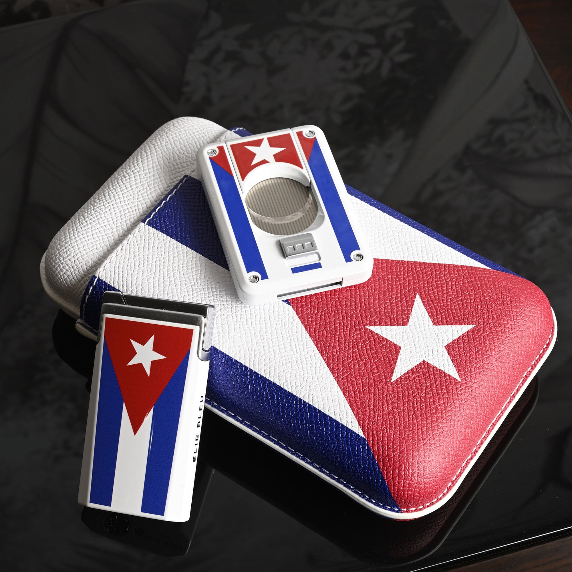 elie-bleu-j15-taschenfeuerzeug-cuba-flagge-lack image 3