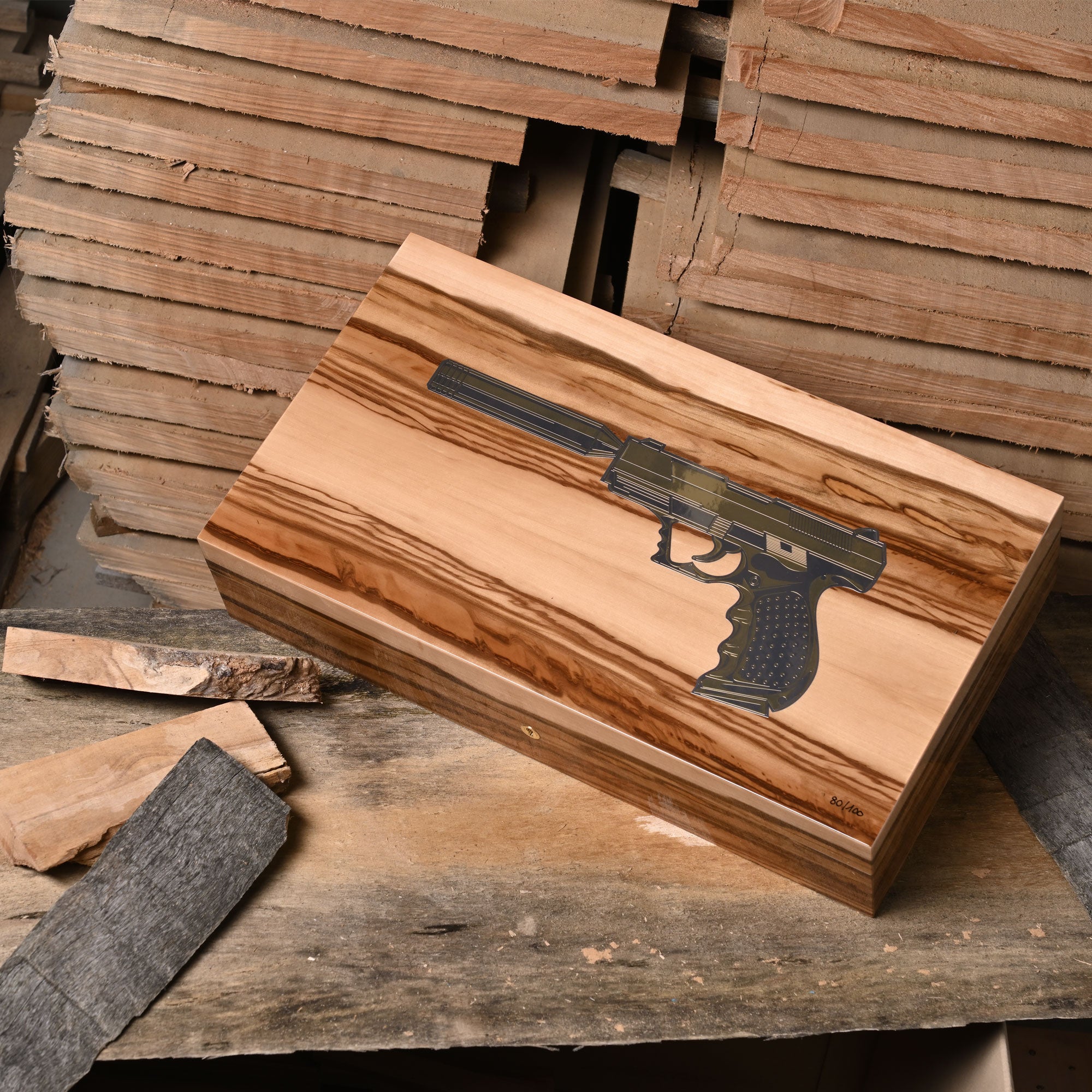 elie-bleu-gun-redgum-humidor-110-zigarren-bimetall image 2