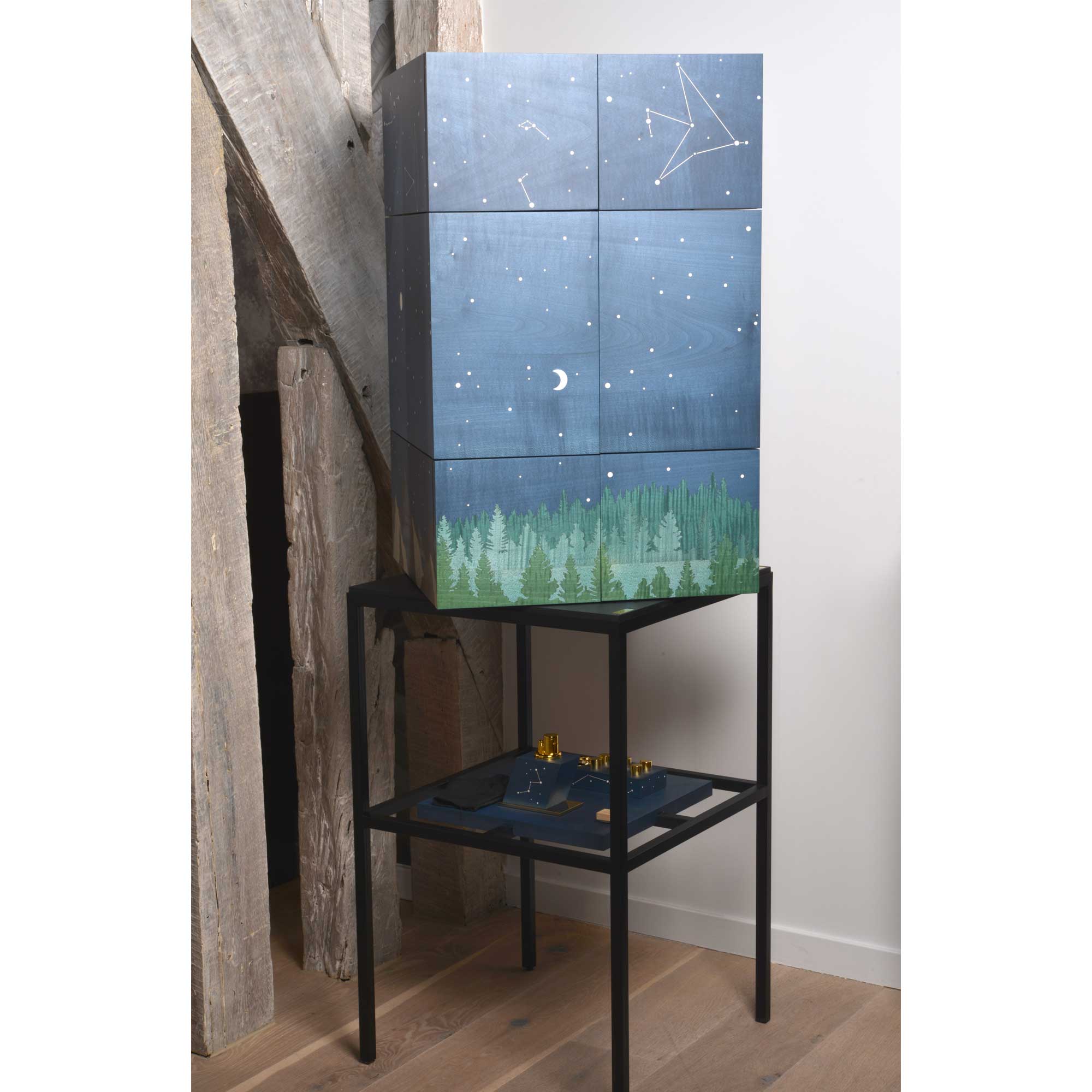 elie-bleu-epicure-spielebox-kabinettschrank-sycomore image 2