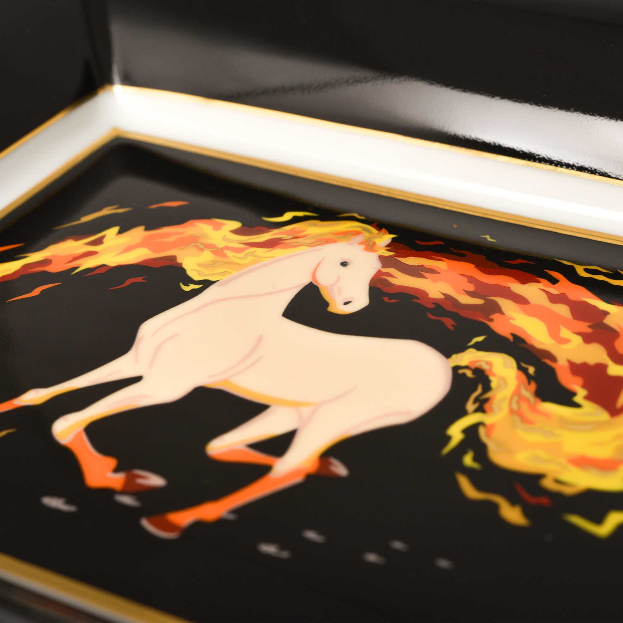 elie-bleu-fire-horse-aschenbecher-porzellan-zigarren image 3